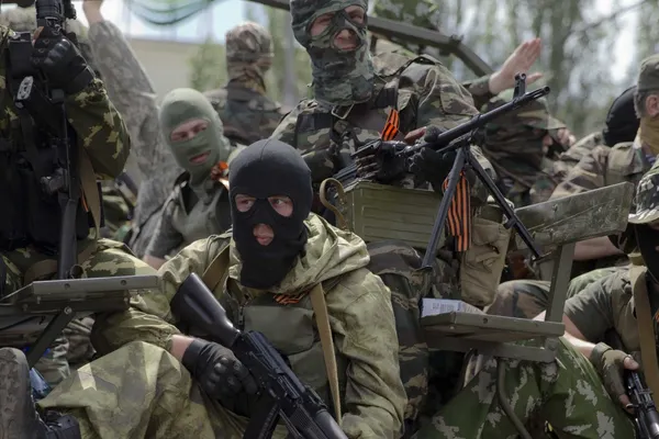 Insurgenţii proruşi din Ucraina ameninţă că vor continua ofensiva separatistă