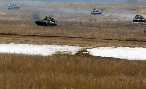 Luptele continuă în Ucraina, în ciuda armistiţiului. Cinci militari ucraineni au fost ucişi