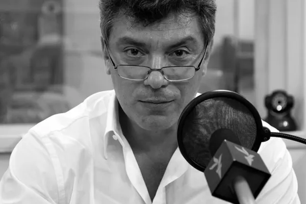 Boris Nemțov, unul din opozanții lui Vladimir Putin, asasinat cu patru gloanțe lângă Kremlin