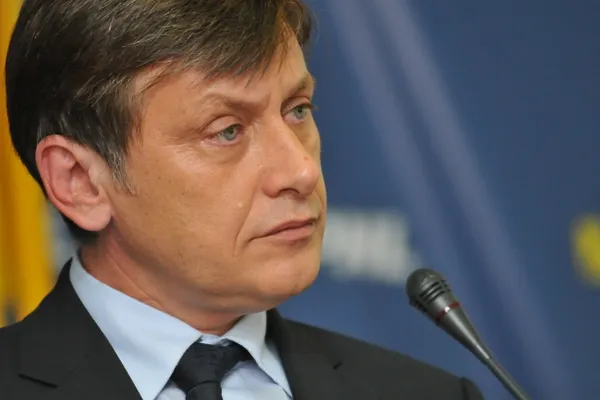 Crin Antonescu, mesajul de Paște al fostului președinte PNL