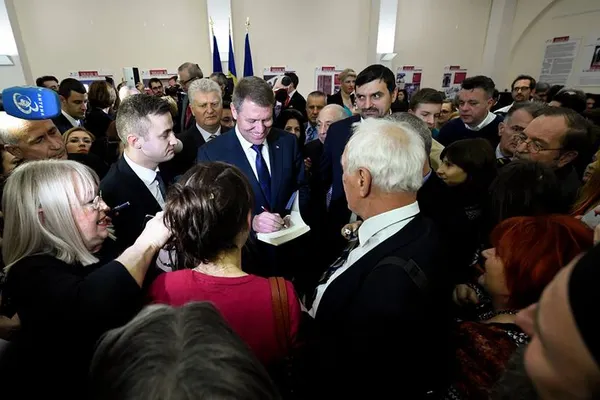 Klaus Iohanns, surprins de modul în care a fost primit de românii din Germania. Ce dar a primit