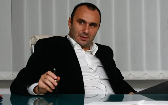 Marius Tucă aruncă bomba: cine stă în spatele campaniei lui Nicușor Dan