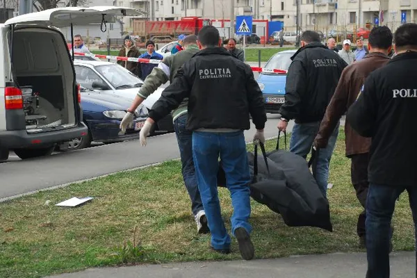 Nu a mai rezistat! S-a aruncat de la etaj. Polițiștii au înghețat atunci când au văzut cine e