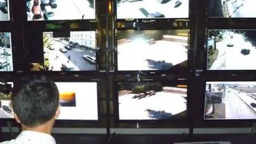 Caz şocant în Rusia! Un copil a căzut din maşină la o intersecţie