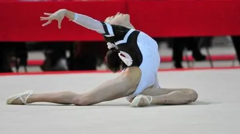 România, campioană europeană la bârnă. Medalii de aur şi argint la gimnastică artistică