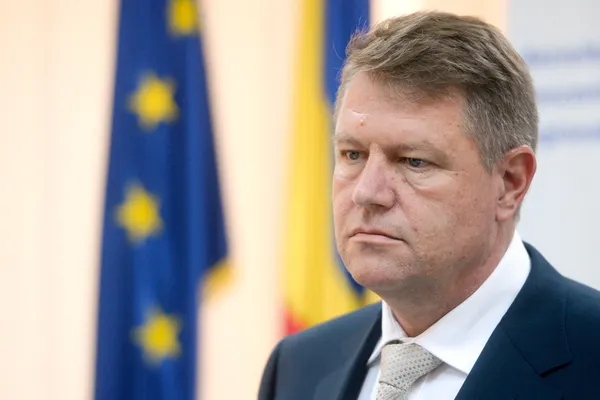 Iohannis: Îmi exprim solidaritatea față de familiile victimelor accidentului aviatic din Franța