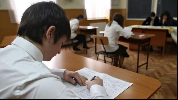Simulare Bacalaureat 2015. Subiecte şi barem la limba şi literatura română pe Edu.ro