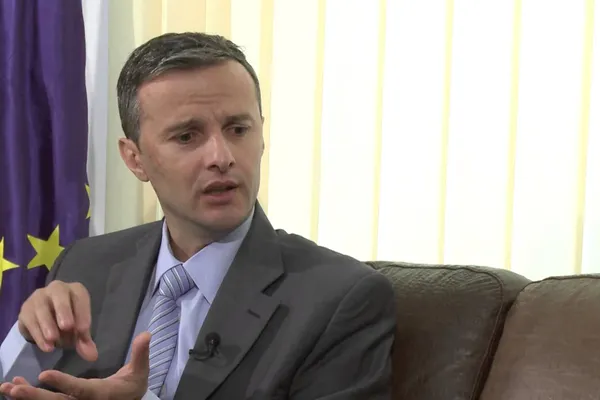 Consilierul lui Ponta: Putem redue TVA la 9% la alimente în următoarele luni