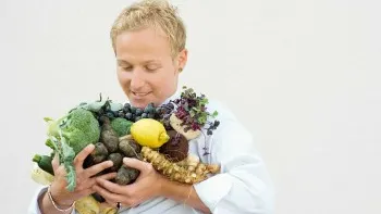 Vrei să renunţi la carne? Iată 9 alimente cu care o poţi înlocui