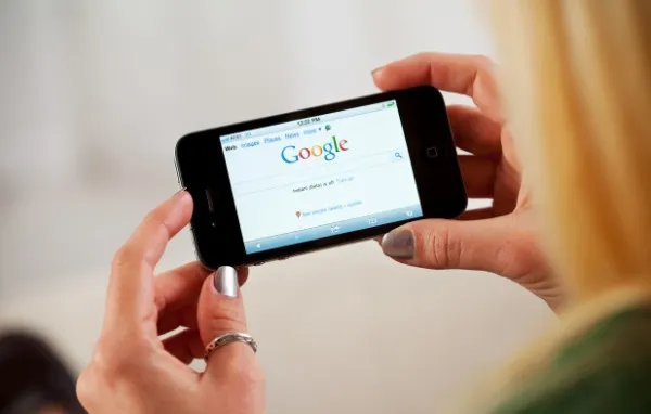 Cele mai ciudate întrebări din sănătate puse de oameni pe Google
