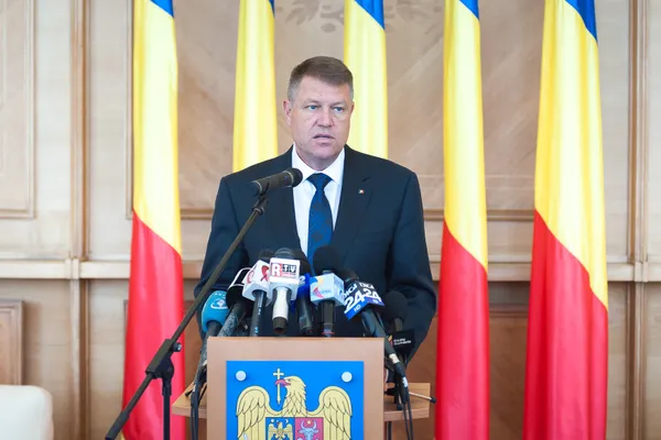 Veste bună pentru românii din Italia: Klaus Iohannis va discuta situaţia lor, într-o vizită oficială