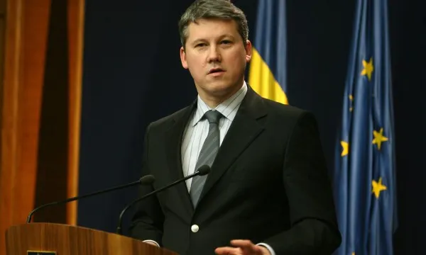 Predoiu, ironic la adresa lui Ponta: Trebuie să îl menajăm şi să-l dăm afară de la Guvern