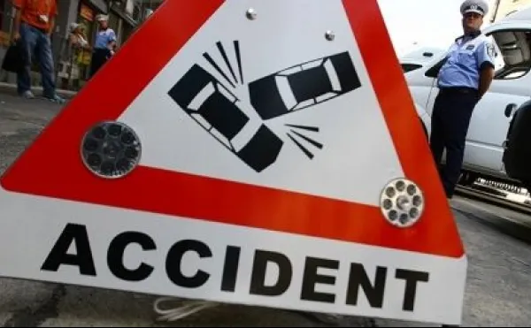 Accident grav pe DN1, la Otopeni: Trei persoane, între care o femeie însărcinată, rănite