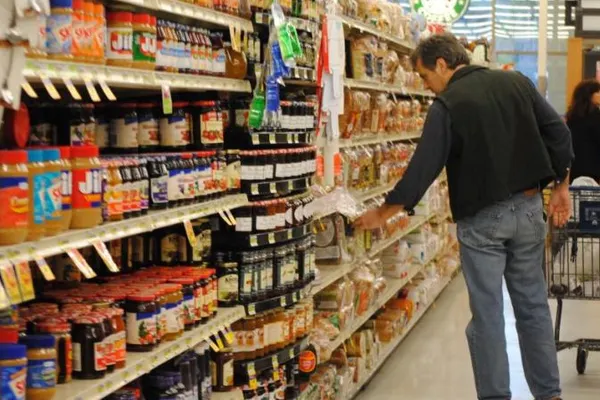 Două zile până la reducerea TVA la alimente. Cum se va aplica