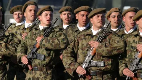 MAI: Recalcularea și actualizarea pensiilor militare, în dezbatere publică