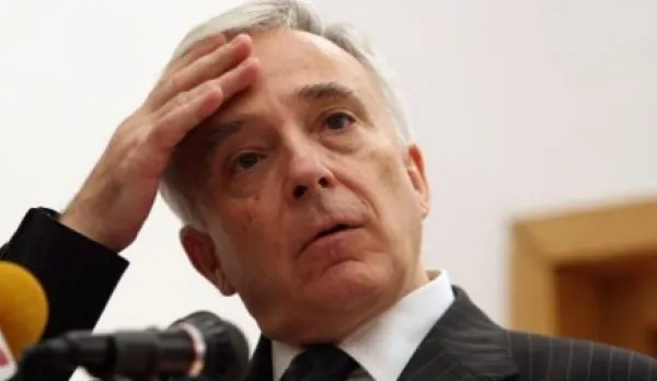 Cum explică guvernatorul BNR căderea leului. "Tendința de depreciere e de durată"