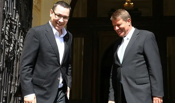 Ponta, replică dură pentru Iohannis: Cozile la cardurile de sănătate, o minciună