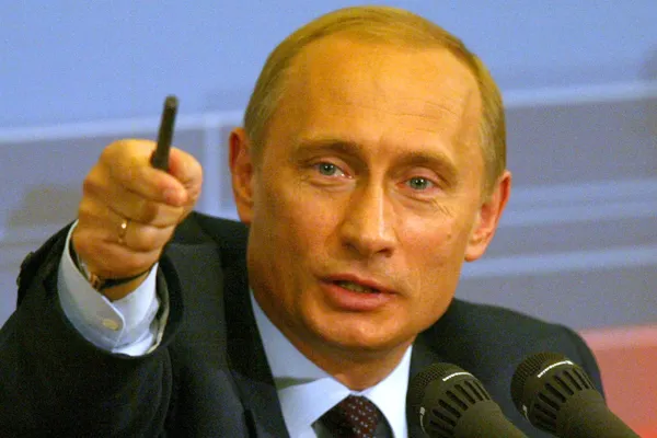 Rusia joacă în picioare Facebook și Google! Incredibil la ce legi trebuie să se supună!