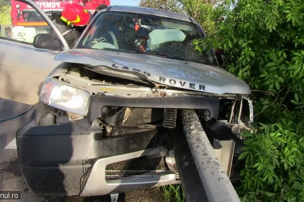 Ucişi de un parapet, în timp ce se întoceau de la nuntă. Cu câteva minute înaintea accidentului...