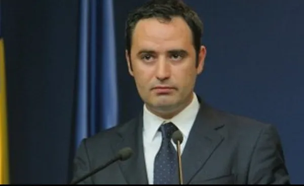 Alexandru Nazare, ATAC la Florin Cîțu: România nu a fost obligată să comande o cotă parte de vaccinuri. De ce sunt secretizate datele?