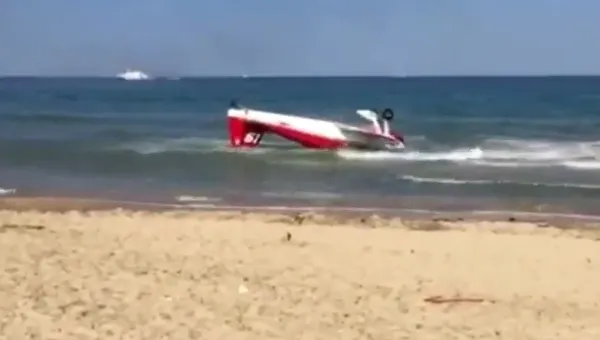 Două avioane s-au ciocnit în aer, în Italia