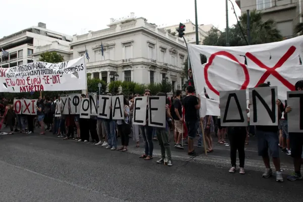 Proteste de amploare la Atena împotriva austerității
