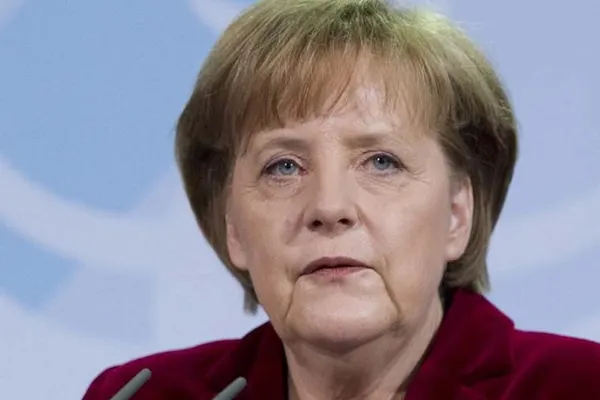 Incident la Berlin. Susţinătorii guvernului grec au intrat peste Angela Merkel în sediul CDU