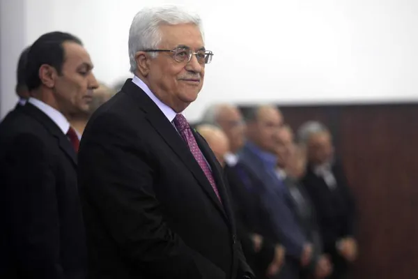 Guvernul palestinian demisionează, anunță șeful „statului”