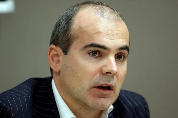 Rareș Bogdan, critici dure pentru Victor Ponta, după ce s-a dus la Baku, lângă Erdogan și Putin