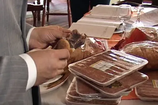 Inspectorii OPC, îngroziţi. Ce au găsit într-un restaurant din Braşov. Nu au mai văzut aşa ceva