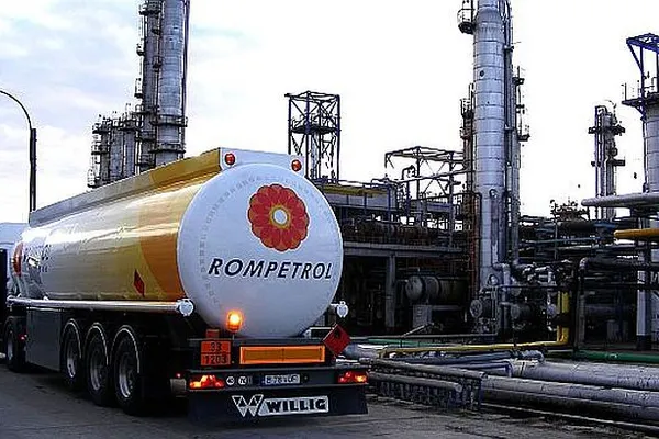 Lovitură de teatru în cazul Rompetrol. Ce urmează să facă grupul petrolier