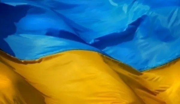 Rusia se răzbună: Atac cu ouă, bâte de baseball și cărămizi la ambasada Ucrainei de la Moscova