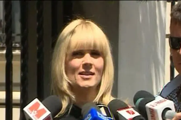 Elena Udrea a scăpat de arestul la domiciliu. ICCJ a decis plasarea sub control judiciar