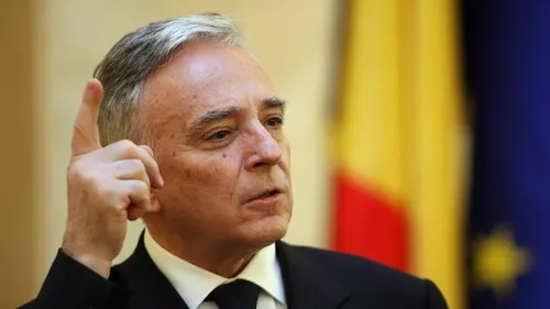 Isărescu pune pe jar clasa politică. Ce a spus guvernatorul BNR despre negocierile cu rușii