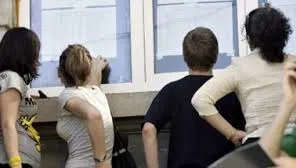 REZULTATE BACALAUREAT 2015 EDU.RO DUPĂ CONTESTAŢII. Elevii de media 10, situaţia pe judeţe