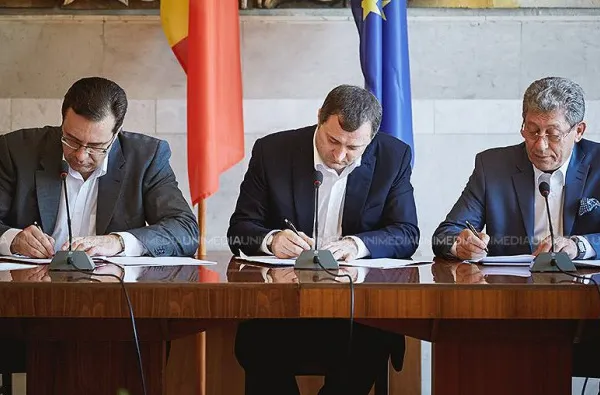 Proeuropenii au semnat acordul noii coaliții de guvernare de la Chișinău