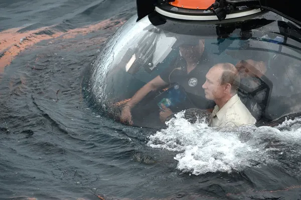 Putin s-a scufundat în Marea Neagră. Ce a descoperit președintele rus
