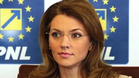 Gorghiu: Guvernul Ponta a atras România într-o spirală a populismului