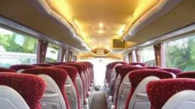 Şofer român de autocar, arestat în Italia după ce ar fi sechestrat pasagerii