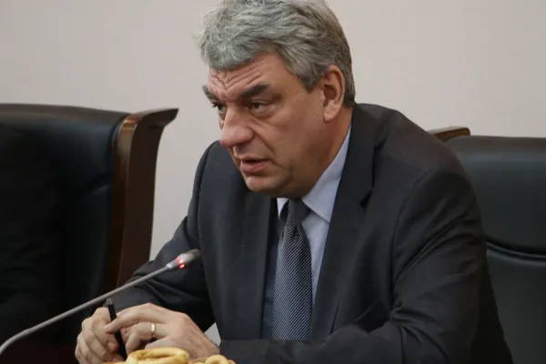 Încă un plagiator în Guvernul Ponta. Ministrul Economiei ar fi plagiat lucrarea de doctorat