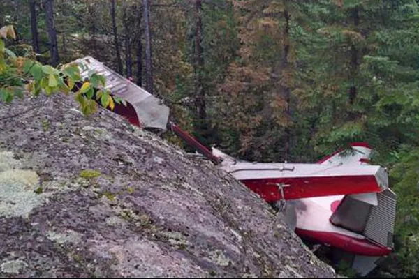 Avion prăbuşit în Canada: șase morţi