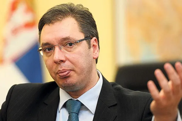 Președintele sârb avertizează că spitalele sunt pline, în contextul protestelor față de reintroducerea restricțiilor