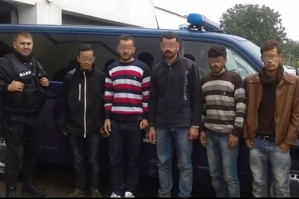 Cinci refugiați irakieni, prinși de polițiștii de frontieră când încercau să intre ilegal în România