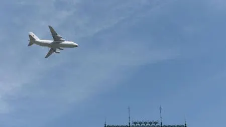 Tensiuni. Avioane militare rusești în Siria. Bulgaria a interzis zborurile Moscovei spre Damasc