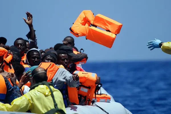 Peste 4.600 de migranți, salvați în trei zile între Libia și Italia