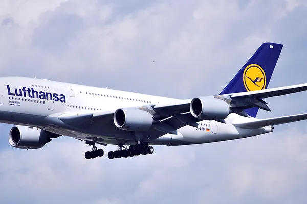 Zboruri anulate sau cu întârzieri mari, pe aeroporturile din Germania: 900 de avioane rămân la sol