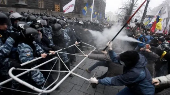 Se intensifică conflictul dintre Rusia și Ucraina: SUA acordă armament letal