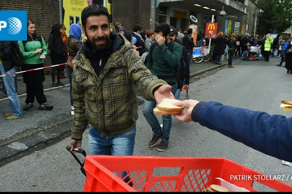 Criza refugiaţilor. Danemarca trimite imigranţii în Germania
