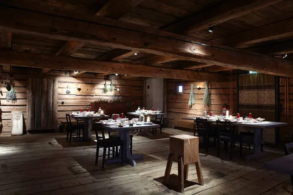 S-au redeschis restaurantele în Focșani, cu obligativitatea funcționării la 30% din capacitatea de ocupare