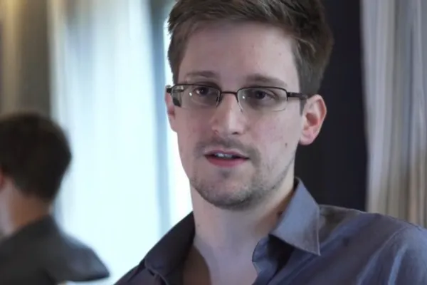 Parlamentul European le cere statelor membre să asigure "protecția" lui Edward Snowden